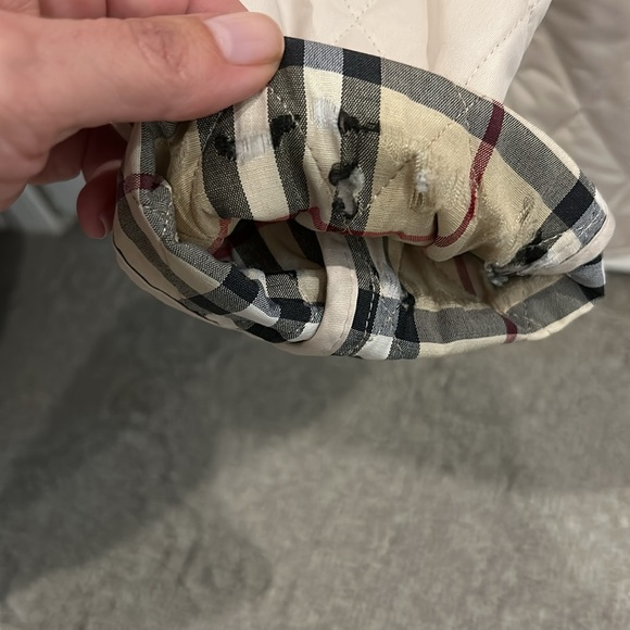 Burberry Barn Jacket/Coat Off White With Novacheck Lining/Cuffs Size S - Picture 15 of 16